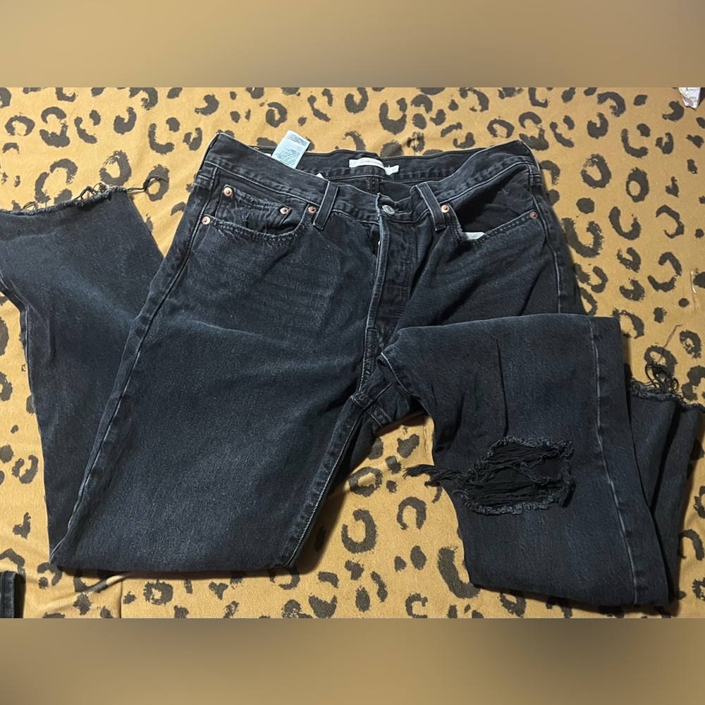 Black Levi’s wedgy straight leg denim jeans size 31